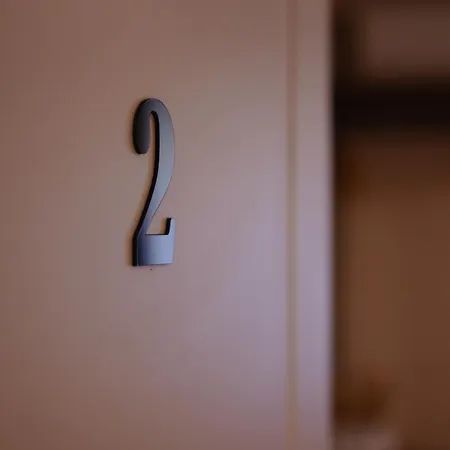 Center דירה שקודר