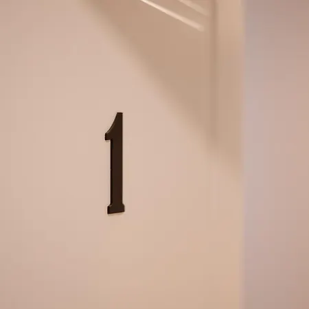 Διαμέρισμα Center *
